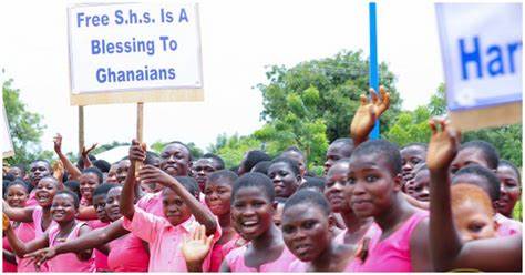 Government to extend Free SHS policy to private schools